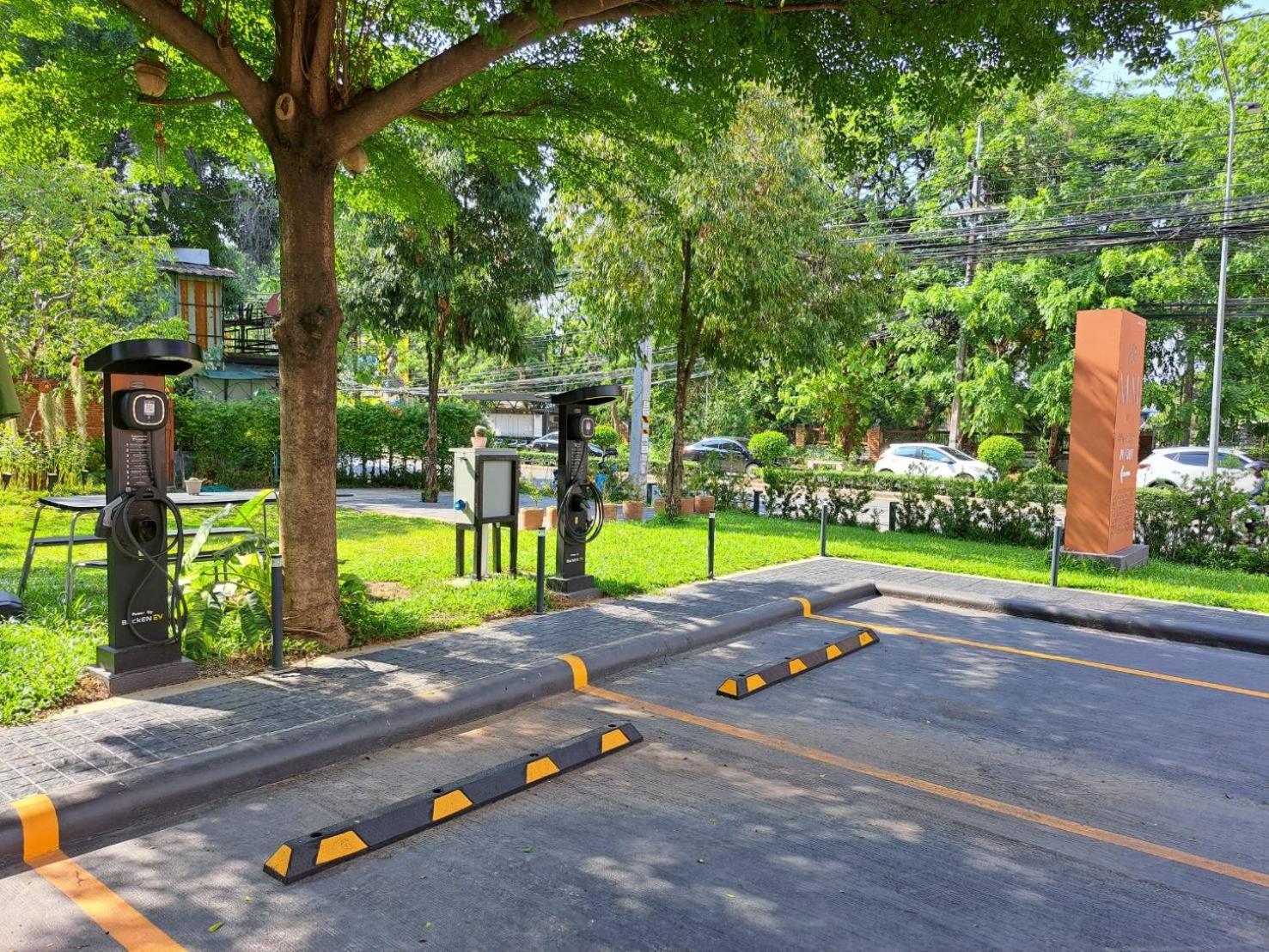 Mai Hotel Chiang Mai Exterior foto